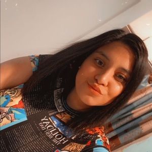 Meet your Posher, Magdelena